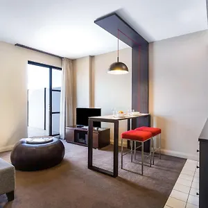 **** Hotel Mantra Hindmarsh Square Australie
